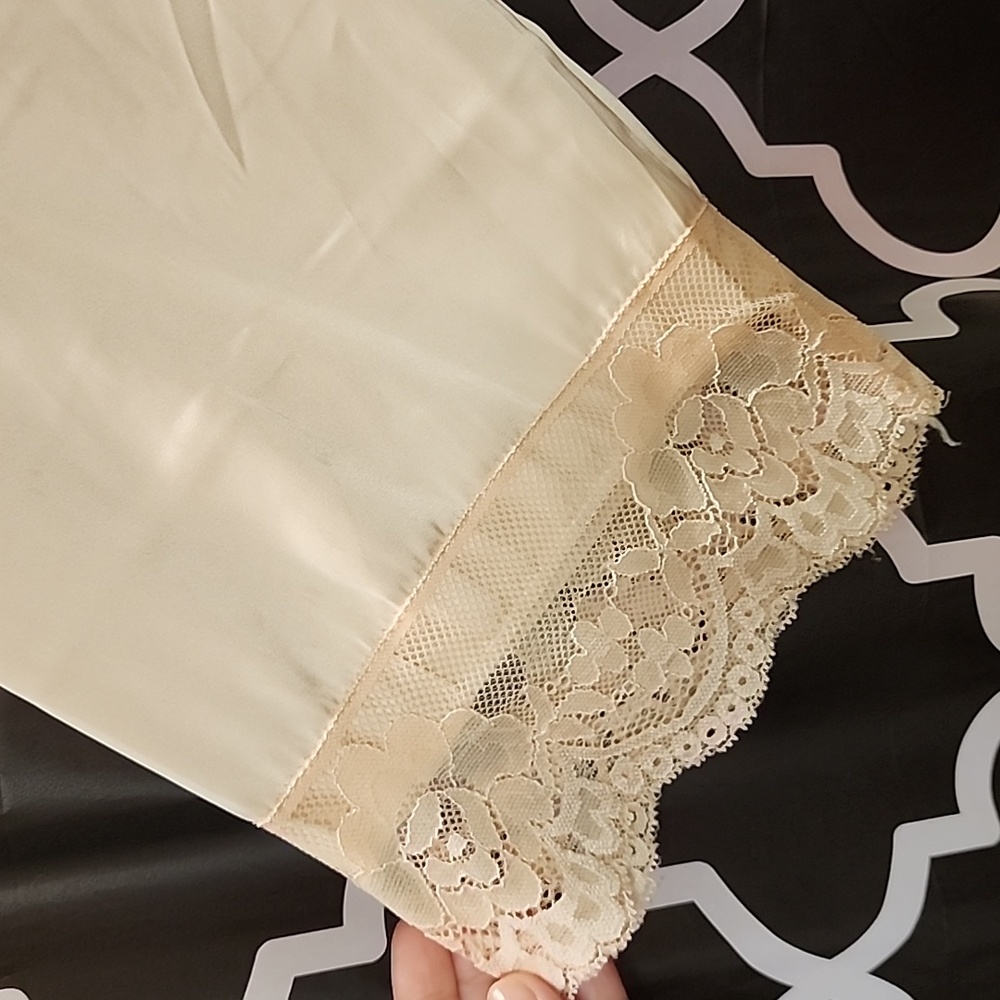 Bridesmaid Robe - Picture 3 of 6